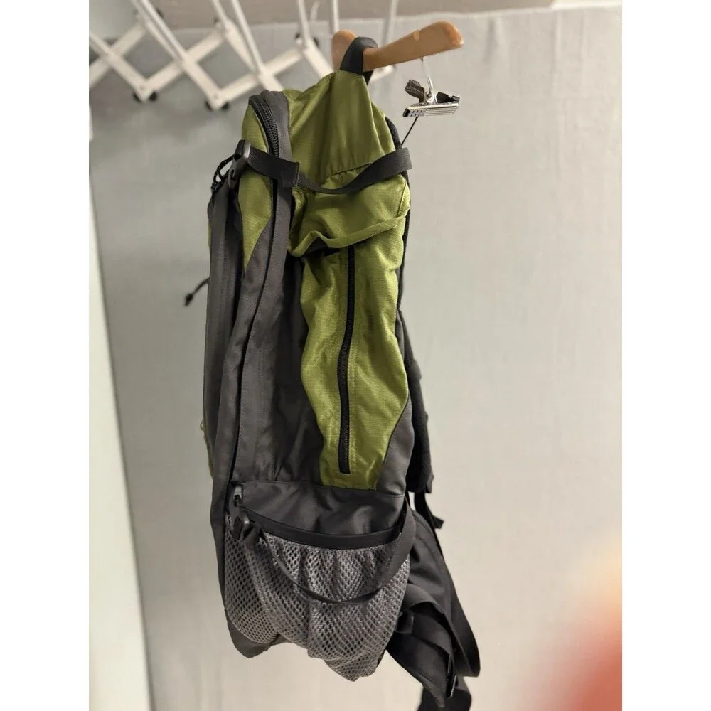Kelty Redwing 3100 Backpack Olive Green Gray Hiking Camping Internal Frame L/XL
